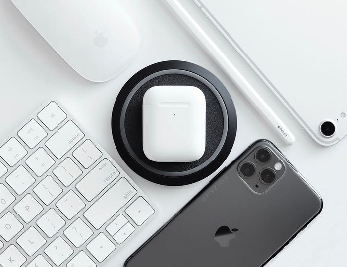 vệ sinh AirPods