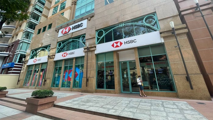 ngan-hang-hsbc-2