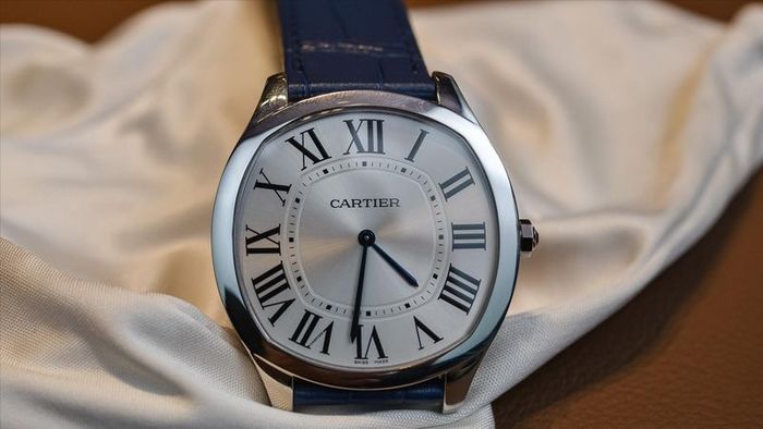 dong-ho-cartier-4