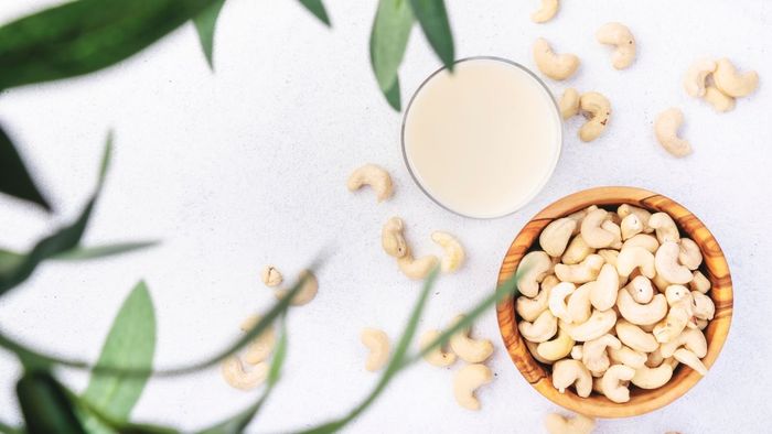 Bạn biết gì về sữa hạt và tác dụng của nó?