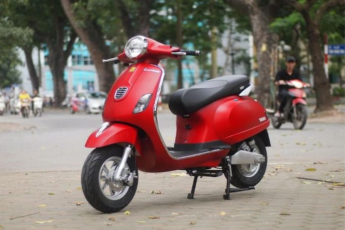 xe-may-dien-vespa-13