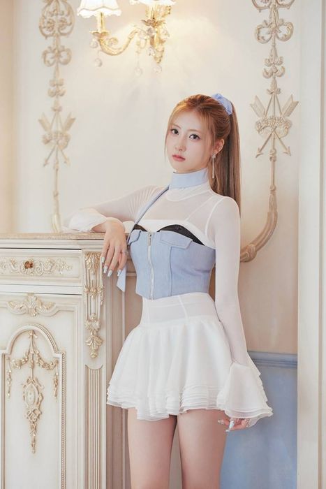 Rami là thành viên có giọng hát được đánh giá cao trong Baby Monster và trong MV này, cô tiếp tục khoe giọng hát đặc trưng. Cô cũng gây ấn tượng khi diện thiết kế của một thương hiệu Việt Nam. Ảnh: YG Entertainment