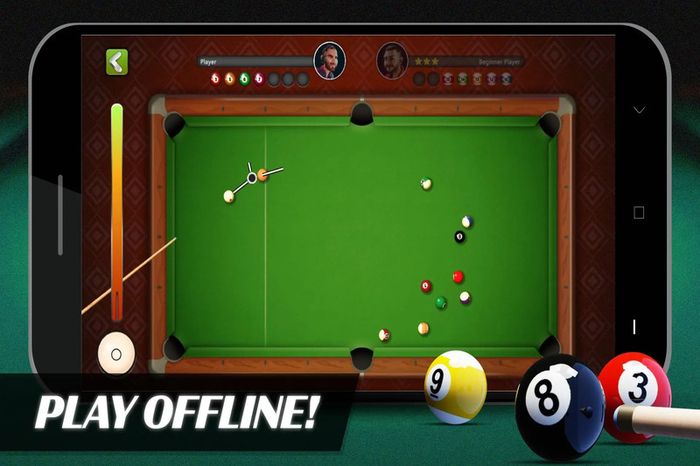 Các tính năng nổi bật của 8 Ball Pool gồm có chế độ giải đấu, phòng chờ trực tuyến và cửa hàng trò chơi, cho phép người chơi mua các vật phẩm trang trí và nâng cấp dụng cụ chơi. Người chơi có thể tương tác với cộng đồng toàn cầu qua chat trực tiếp và các sự kiện cộng đồng. Ngoài ra, phiên bản PC thường xuyên cập nhật, mang đến trải nghiệm mới lạ và thú vị qua từng phiên bản.