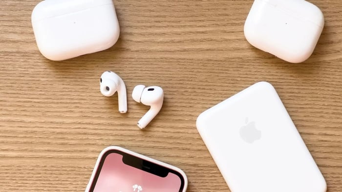 Apple dự định sẽ bắt đầu sản xuất AirPods có camera vào năm 2026