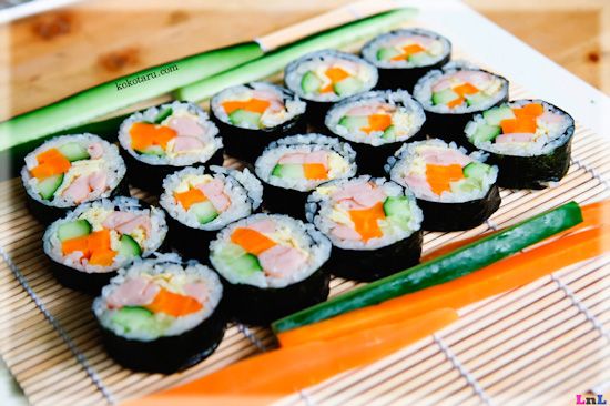Gimbap - Cơm cuộn lá kim