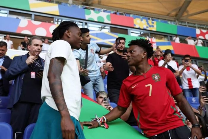 Các fan hâm mộ khóc thét khi chứng kiến Ronaldo bị loại khỏi Euro 2024 494029