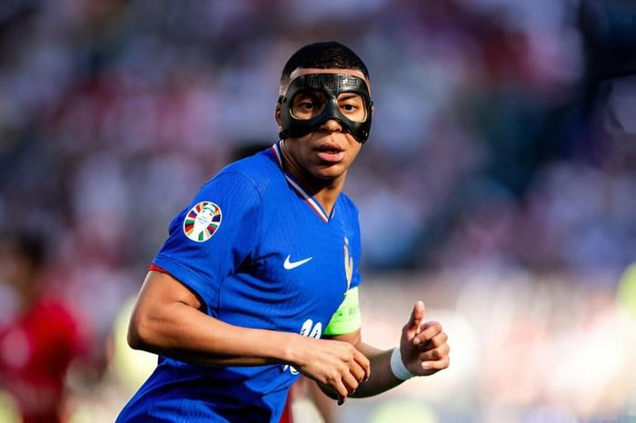Huấn luyện viên ĐT Tây Ban Nha: 'Jesus Navas sẵn sàng để đấu với Mbappe' 494946