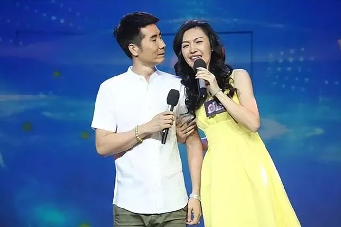Cô siêu mẫu mù tái sinh nhờ tình yêu của chồng