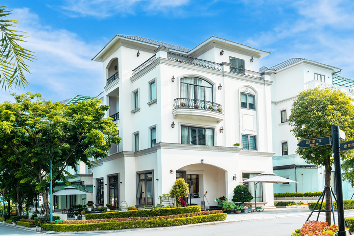 Dinh thự tại Beverly Hills Hạ Long là biểu tượng của chủ sở hữu