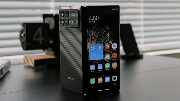 Xiaomi MIX Fold4 và MIX Flip sẽ cạnh tranh trực tiếp với dòng Galaxy Z 2024 của Samsung