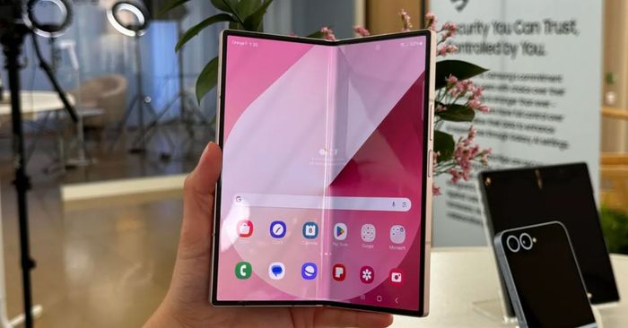 Galaxy Z Fold 6 của Samsung