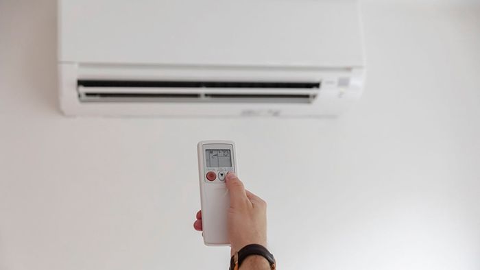 Chọn điều hòa có công nghệ Inverter và điều chỉnh nhiệt độ phòng phù hợp