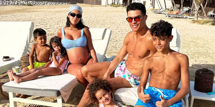 Georgina Rodriguez là người mẹ của Cristiano Ronaldo Jr.