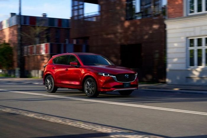 Mazda CX-5 2025 đã chính thức ra mắt tại Mỹ, với giá quy đổi từ 725 triệu đồng.