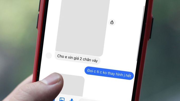 Cách xem tin nhắn đầu tiên trên Messenger qua điện thoại