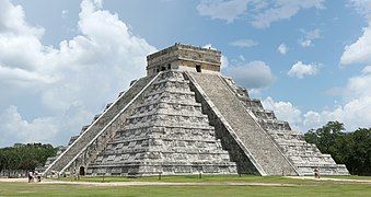 El Castillo tại Chichen Itza