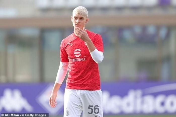 Hình ảnh từ trận đấu của AC Milan, trong nỗ lực đoạt chức vô địch.