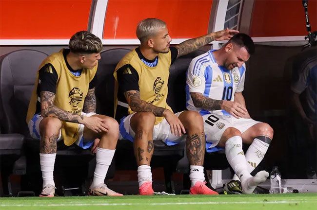 Vợ của Messi đăng tải bức ảnh chồng thảnh thơi dưới ánh nắng