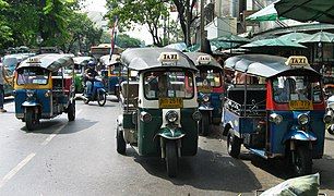 Bến xe tuktuk tại Bangkok, Thái Lan, 2005