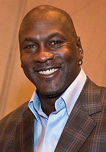 Michael Jordan cười tươi trước ống kính