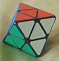 Khối Rubik tinh thể kim cương đã được giải xong