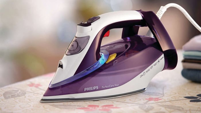 Tại sao cần vệ sinh bàn ủi hơi nước Philips thường xuyên?