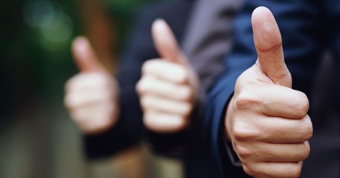 Mẫu bài theo chủ đề Miêu tả một tình huống khi ai đó đã khen ngợi bạn vì thành công của bạn