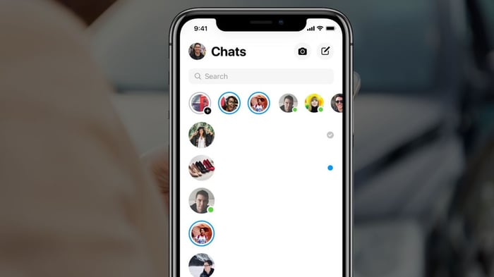 Hướng dẫn khôi phục tin story của bạn trên Messenger qua điện thoại - Bước 1