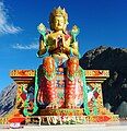 Tượng Phật Di Lặc cao 32 mét (110 ft) tại thung lũng Nubra, Ladakh, thuộc bang Jammu và Kashmir, Ấn Độ, khánh thành năm 2010