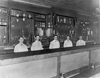 Bartender của một khách sạn ở Toronto, năm 1911