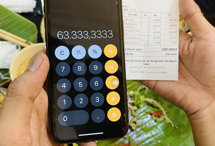 Giới trẻ hiện nay thường chia tiền ăn uống chung để thể hiện sự văn minh - Ảnh 1.