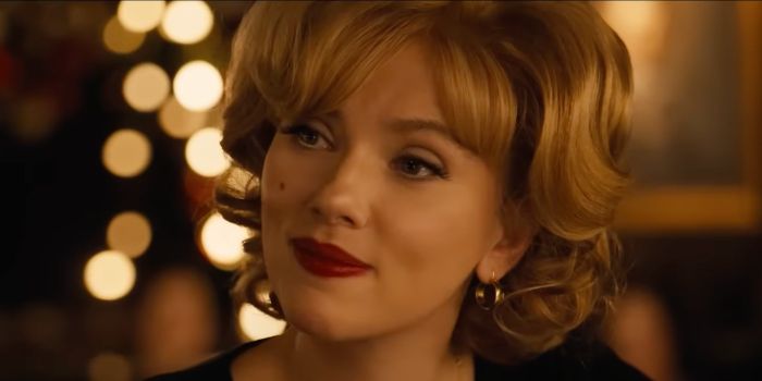 Scarlett Johansson vừa duyên dáng vừa quyến rũ