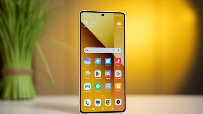 Redmi-Note-13-4G-2
