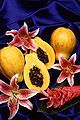 Đu đủ Hawaii kết hợp với hoa loa kèn và gừng