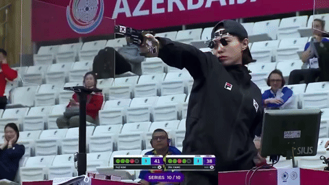 Xạ thủ nữ người Hàn Quốc gây sốt tại Olympic với phong thái ấn tượng, video của cô thu hút 12 triệu lượt xem chỉ với một cú bắn, khiến Elon Musk mong muốn mời cô tham gia phim hành động - Ảnh 6.