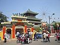 Cổng tam quan tại Miếu Bà Chúa Xứ Núi Sam, Châu Đốc