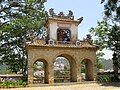 Tam quan của chùa Linh Phong