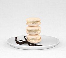 Bánh macaron kiểu Pháp (vị vani)