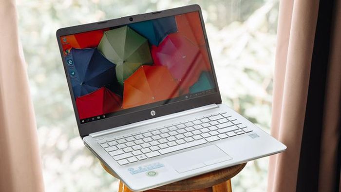laptop-HP-14s-ep0128TU-8U6L5PA
