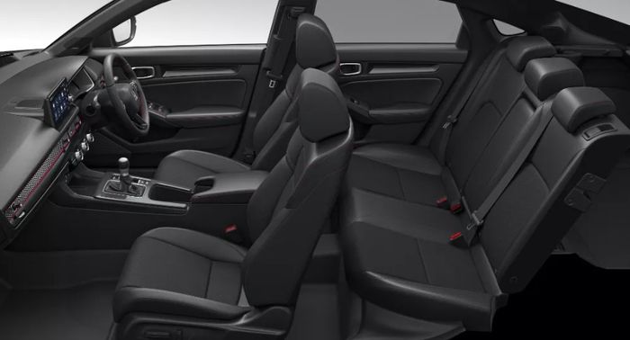 Honda Civic RS 2025 4.jpg