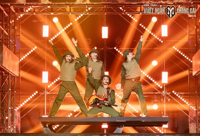 Tiết mục chiến thắng 'Anh trai vượt ngàn chông gai' bị xuyên tạc, gây phẫn nộ - Ảnh 1.