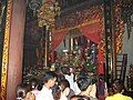 8. Không gian bên trong Điện Mẫu