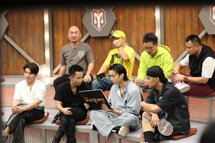 SOOBIN tiếc nuối vì không thành công trong việc đấu giá bài hát yêu thích trong tập 5