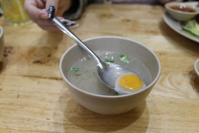Khám phá hương vị cơm gà Nha Trang tại TP.HCM - Hình ảnh 6.