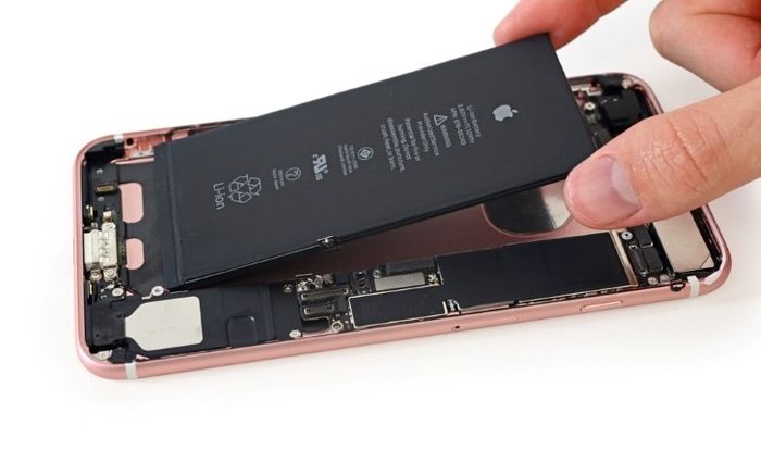 Bí quyết giúp pin điện thoại bền hơn 10 lần!