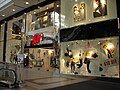 Cửa hàng H&M tại Trung tâm thương mại Pavilions, Birmingham, Vương quốc Anh