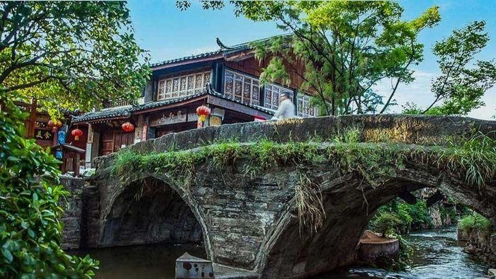 Những cây cầu cổ tại Lệ Giang cổ trấn