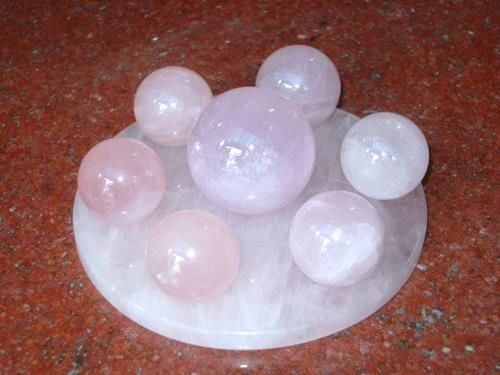 Cách chọn ngọc phong thủy theo từng tháng sinh - ngọc ruby