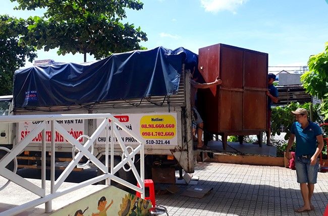 Chuyển nhà Thành Công luôn chú trọng vào quy trình đóng gói và vận chuyển để đảm bảo an toàn tối đa cho hàng hóa của khách hàng