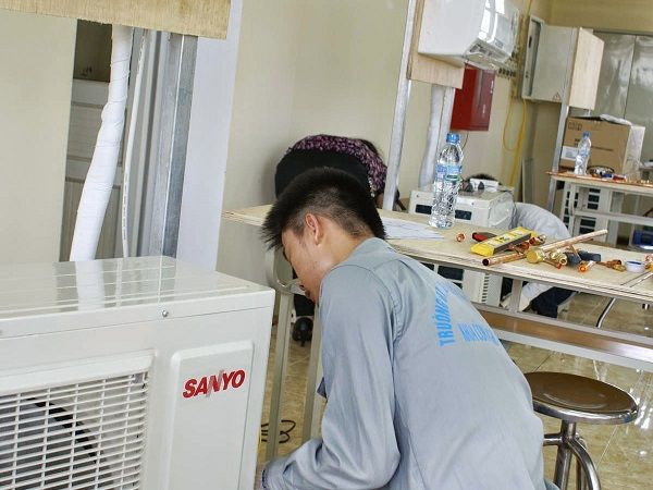 Danh sách 10 dịch vụ sửa chữa và bảo trì điều hòa giá rẻ tại TPHCM